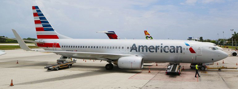 American Airlines plane