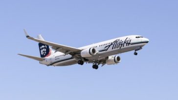 Alaska Airlines plane