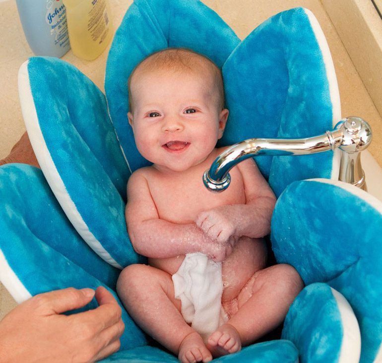 flower-shaped baby bath